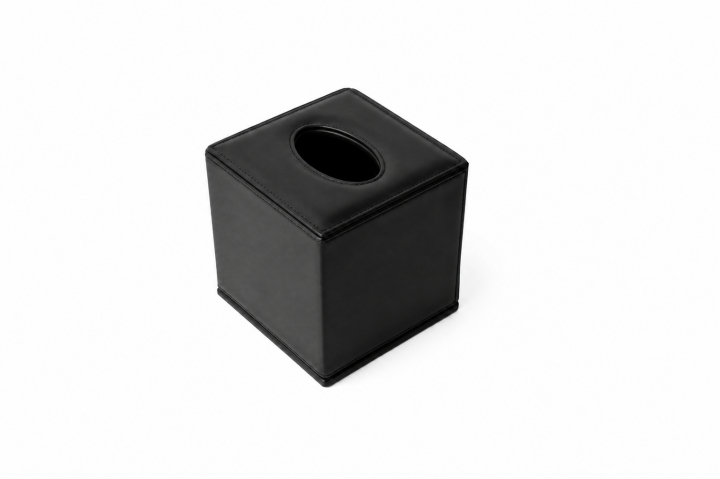KLIPPA - PU LEATHER TISSUE BOX HOLDER in the group BATHROOM / KLEENEX at Amet & Partners AB (TBH.PU.BLK.SQR)