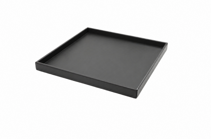 FJORD - PU LEATHER TRAY  in the group HOTEL ROOM / TRAY at Amet & Partners AB (TRY.PU.BLK.3838.SQR)